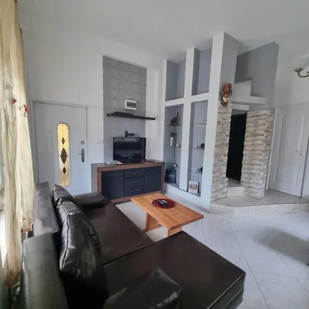 Apartman Sarok