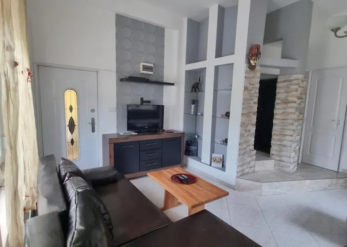 Apartman Sarok