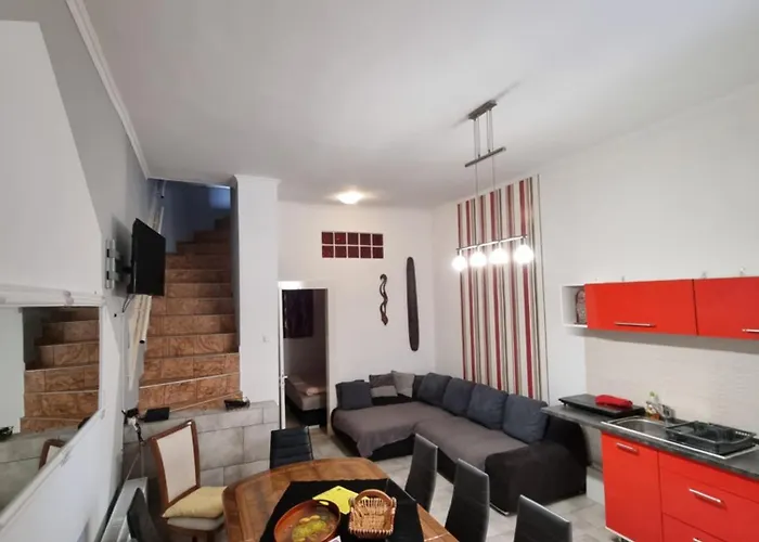 Apartman Sarok *