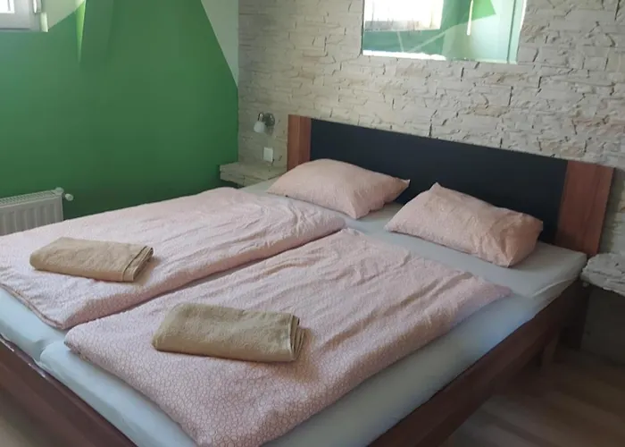Sarok Apartman